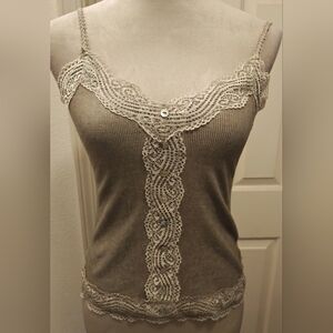 POL Cami Tank Top w Lace Trim & Buttons.